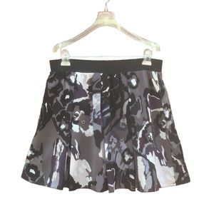 Sisley Abstract Skirt Women’s Size 44 USA 10 M Medium Grey Purple Black Beige